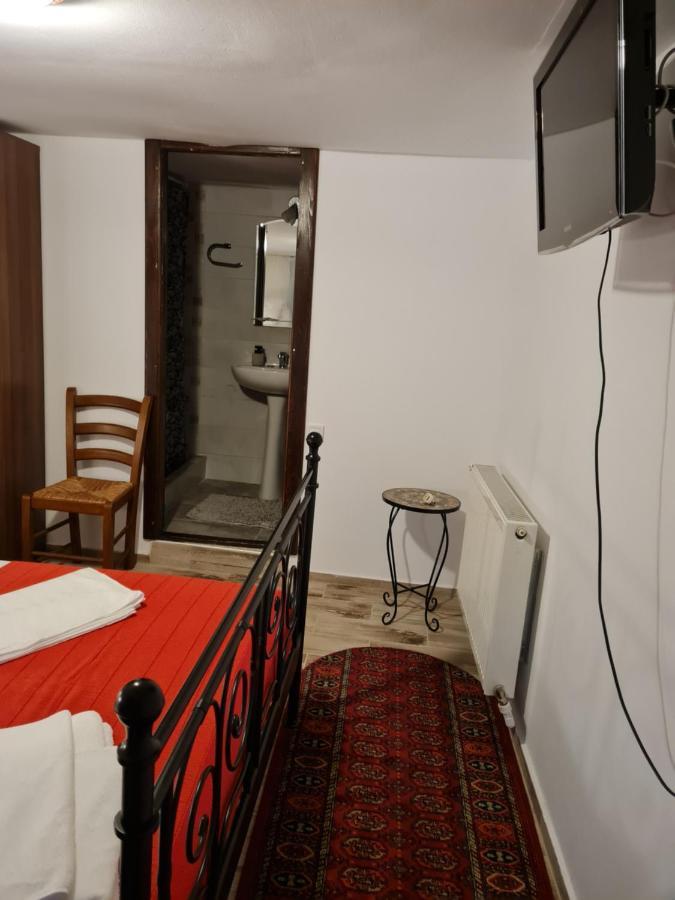 Vila Margareta Curtea de Argeş Екстериор снимка