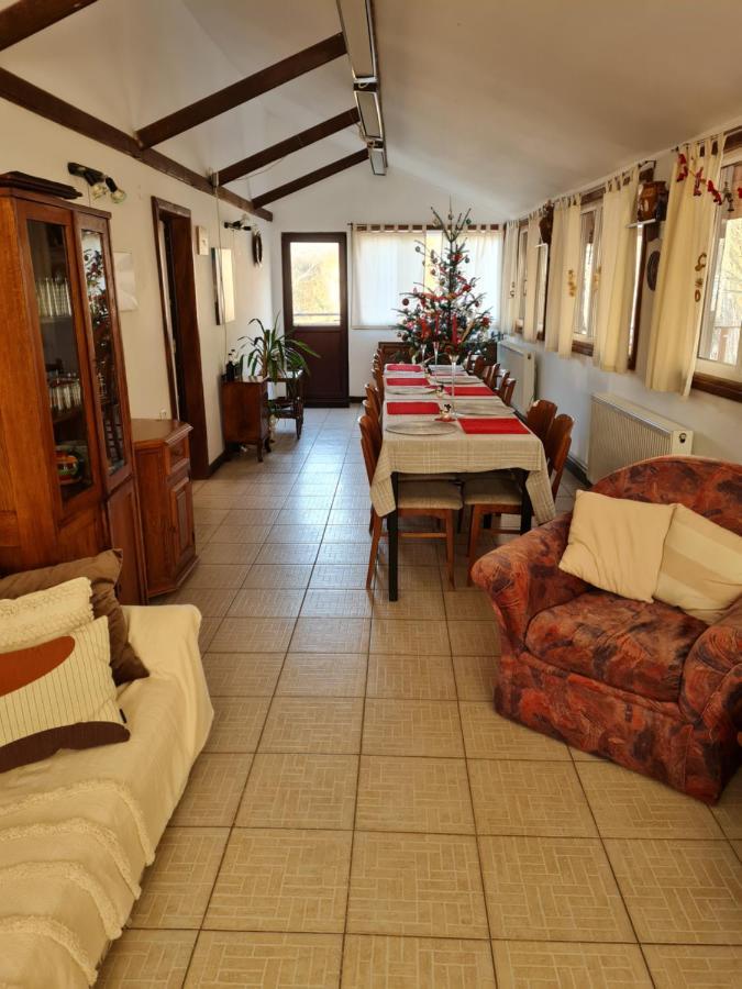 Vila Margareta Curtea de Argeş Екстериор снимка