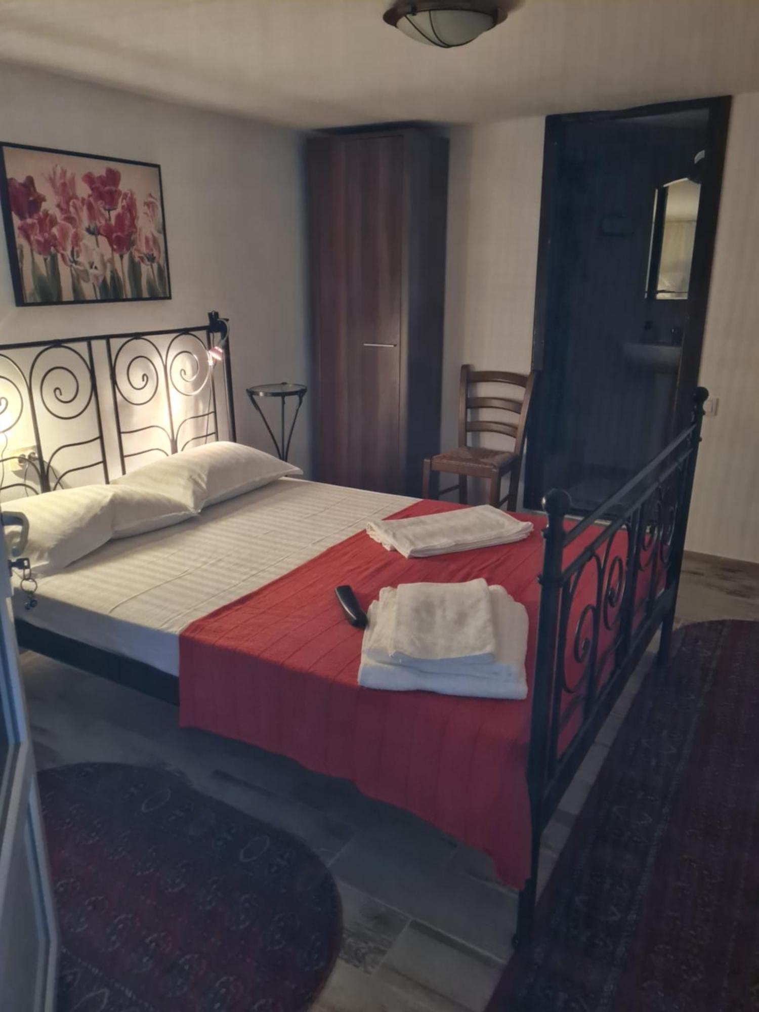 Vila Margareta Curtea de Argeş Стая снимка