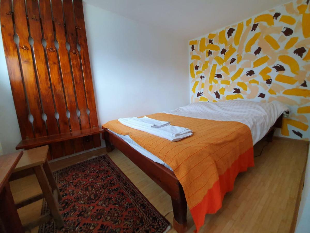 Vila Margareta Curtea de Argeş Екстериор снимка
