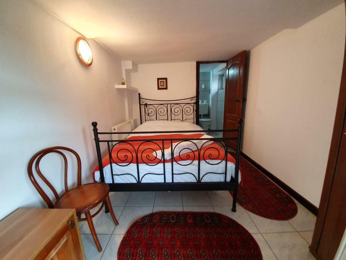 Vila Margareta Curtea de Argeş Екстериор снимка
